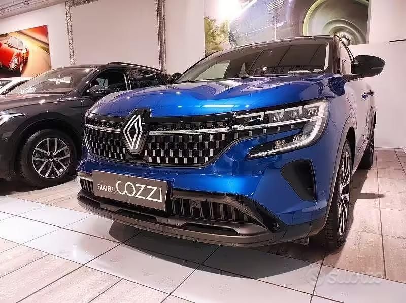 Usata Renault Austral Techno 131 CV (96 kW) 2025 Blu SUV