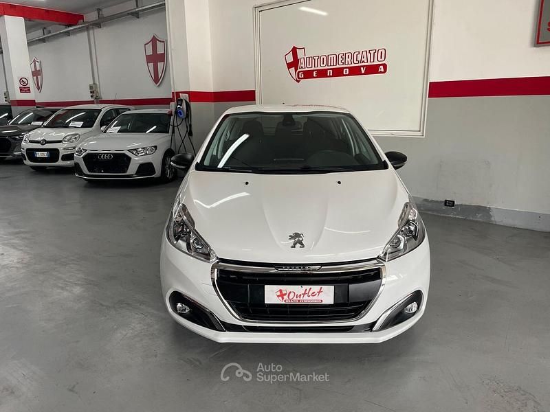 Usata Peugeot 208 Allure 82 CV (60 kW) 2017 Bianco Utilitaria