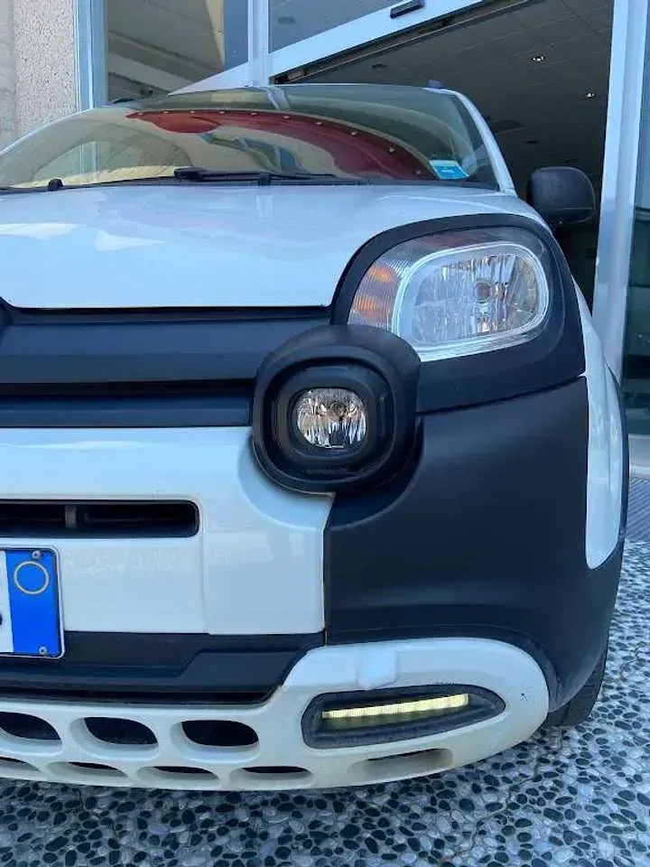 Usata Fiat Panda Cross Cross 69 CV (50 kW) 2021 Bianco Utilitaria