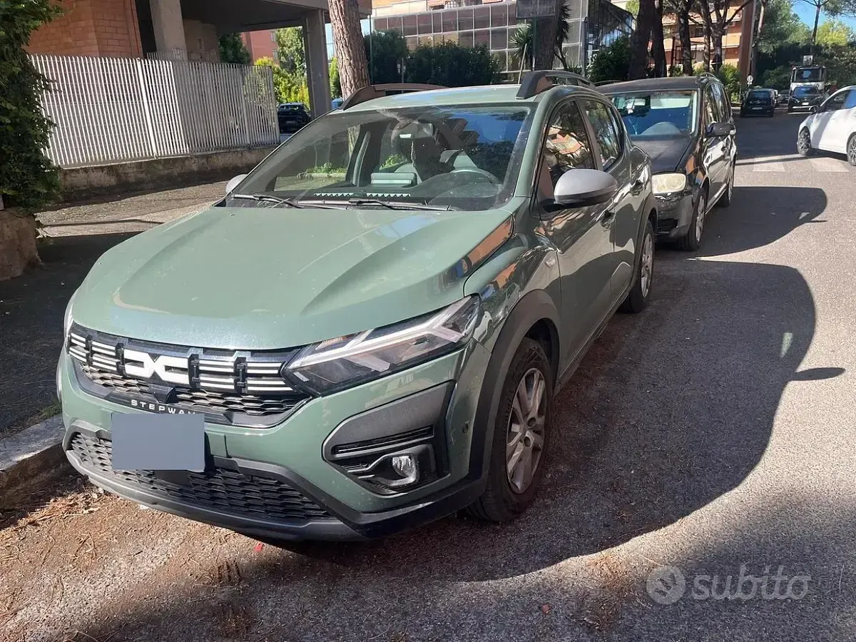 Usata Dacia Sandero Stepway 91 CV (66 kW) 2023 Verde Berlina
