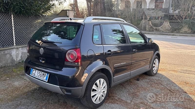 Usata VW Polo Cross 100 CV (73 kW) 2006 Nero Utilitaria