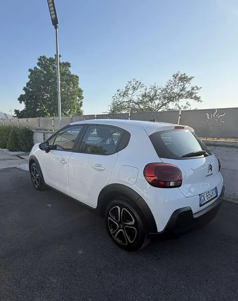 Usata Citroën C3 Shine 102 CV (75 kW) 2022 Other Utilitaria