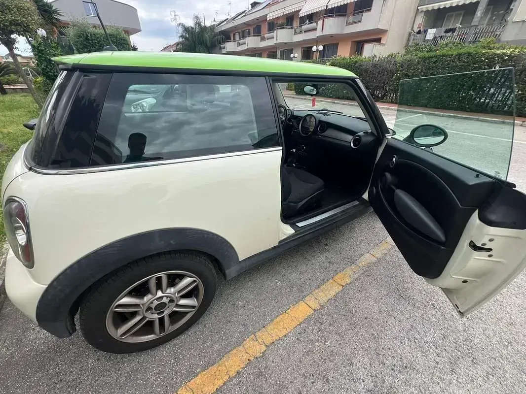 Usata Mini One D 90 CV (66 kW) 2012 Bianco Utilitaria