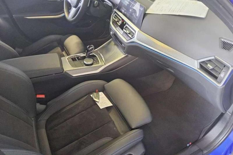 Usata BMW 330e M Sport 292 CV (214 kW) 2022 Blu/azzurro Berlina