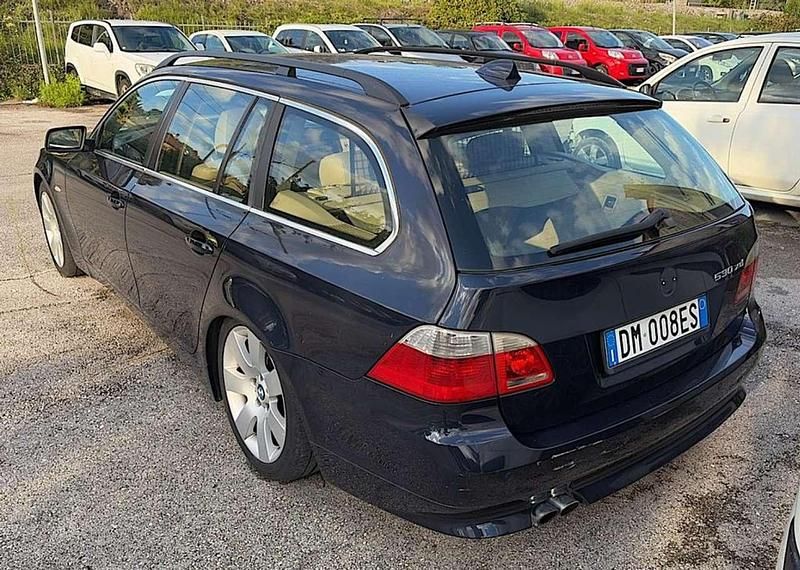 Usata BMW 530 231 CV (169 kW) 2007 Azzurro metallizzato Station wagon