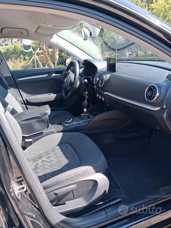 Usata Audi A3 Attraction 110 CV (80 kW) 2014 Nero Berlina