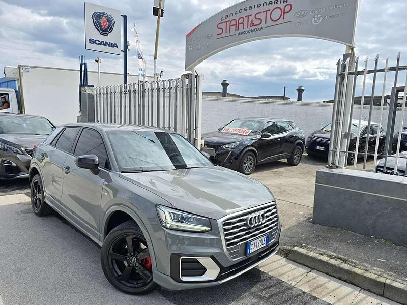 Usata Audi Q2 Admired 116 CV (85 kW) 2020 Grigio SUV