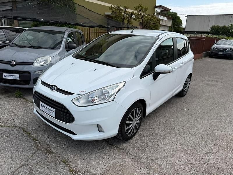 Begagnad Ford B-MAX Titanium 90 HK (66 kW) 2013 Vit Minibuss