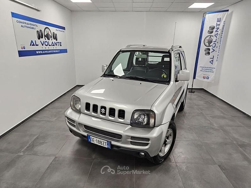 Usata Suzuki Jimny 86 CV (63 kW) 2007 Argento SUV
