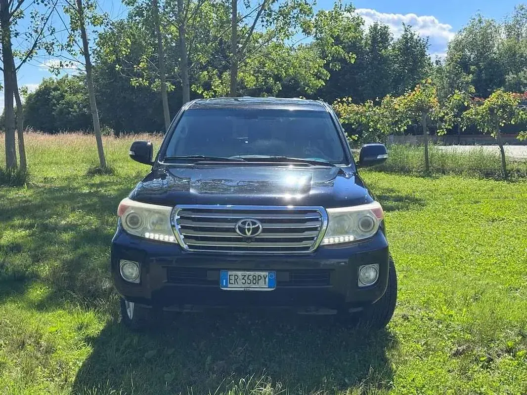 Usata Toyota Land Cruiser V8 Lounge 272 CV (200 kW) 2013 Nero SUV