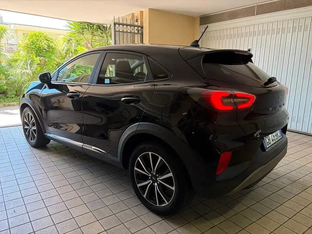 Usata Ford Puma Titanium 125 CV (91 kW) 2020 Nero SUV