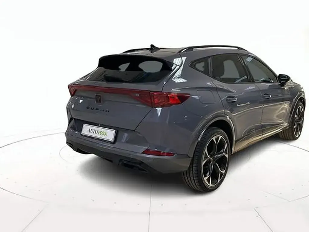 Usata Cupra Formentor 204 CV (150 kW) 2023 Grigio / pastello SUV