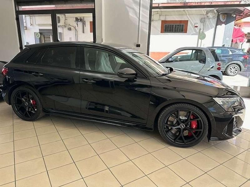 Nuova Audi RS3 Sportback Ambiente 400 CV (294 kW) 2025 Nero Utilitaria