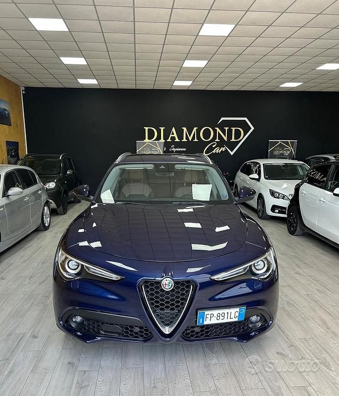 Usata Alfa Romeo Stelvio 150 CV (110 kW) 2018 Blu SUV