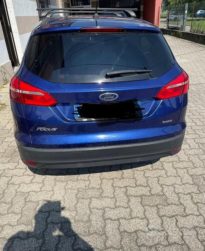 Usata Ford Focus 125 CV (91 kW) 2019 Blu Berlina