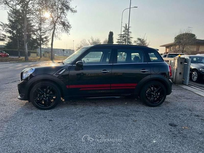 Usata Mini Cooper 190 CV (139 kW) 2015 Nero Utilitaria