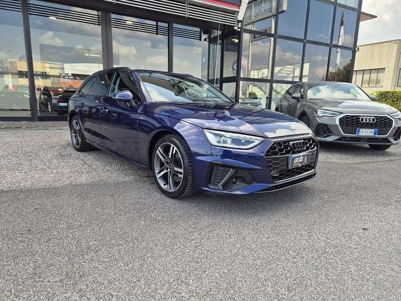Usata Audi A4 S-Line 163 CV (119 kW) 2024 Blu Station wagon