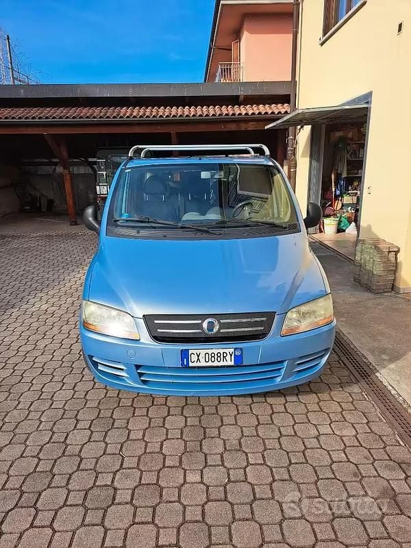 Usata Fiat Multipla 120 CV (88 kW) 2005 Monovolume