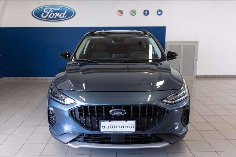 Usata Ford Focus Active 125 CV (91 kW) 2023 Blu metallizzato SUV