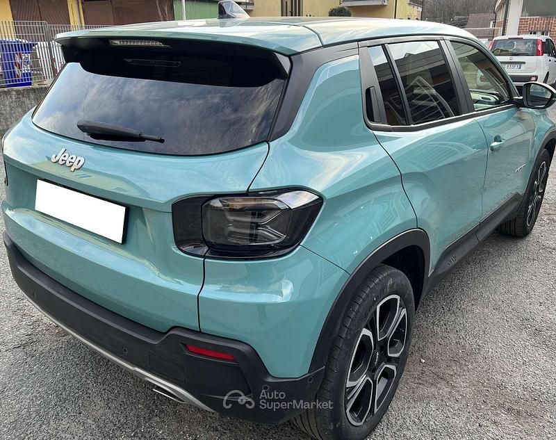 Usata Jeep Avenger Summit 101 CV (74 kW) 2024 Verde SUV