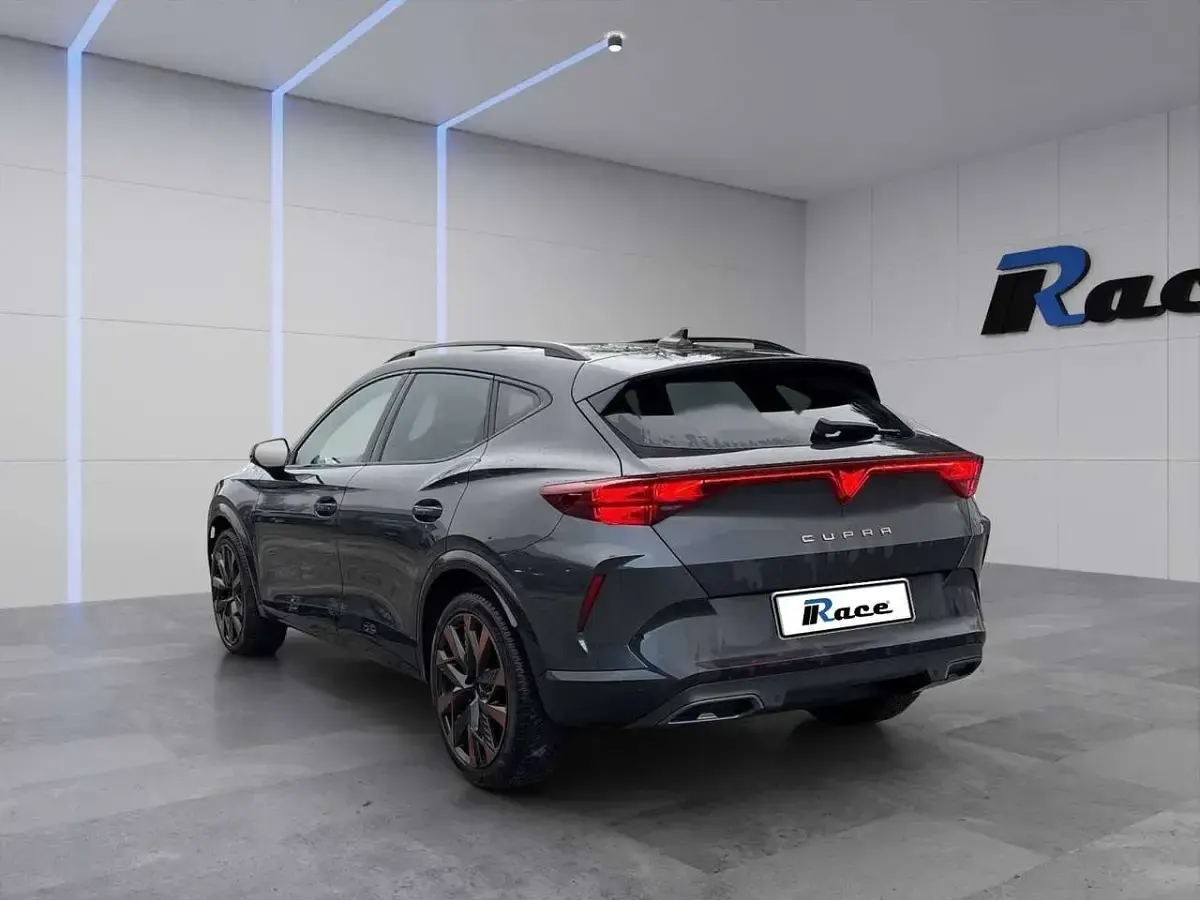 Usata Cupra Formentor 150 CV (110 kW) 2025 Grigio magnetico SUV