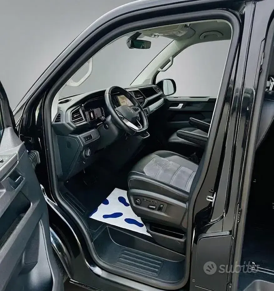 Usata VW Multivan Highline 204 CV (150 kW) 2021 Nero Monovolume