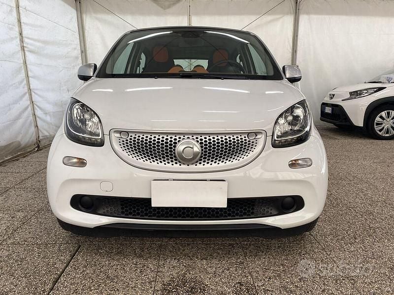 Usata Smart ForFour Passion 71 CV (52 kW) 2015 Bianco Utilitaria