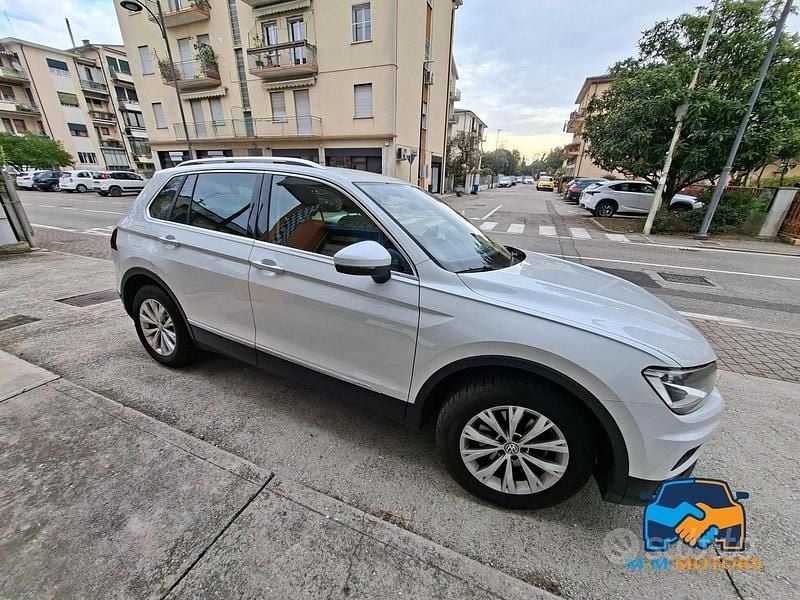 Usata VW Tiguan Business 150 CV (110 kW) 2017 Bianco SUV