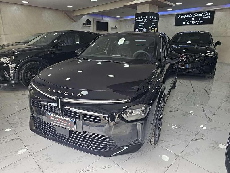 Nuova Lancia Ypsilon 110 CV (80 kW) 2026 Nero ardesia Utilitaria