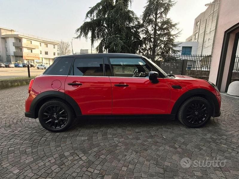 Usata Mini Cooper 136 CV (100 kW) 2022 Rosso Utilitaria