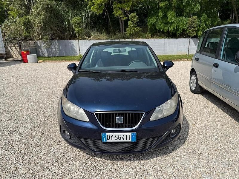 Blu Usata 2009 Seat Ibiza Style Tre volumi | 1590 € (Buon prezzo) - Immagine 1/4