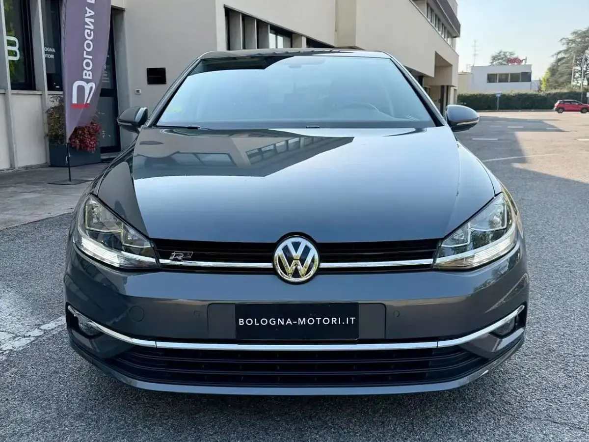 Usata VW Golf VII Highline 116 CV (85 kW) 2019 Grigio Berlina