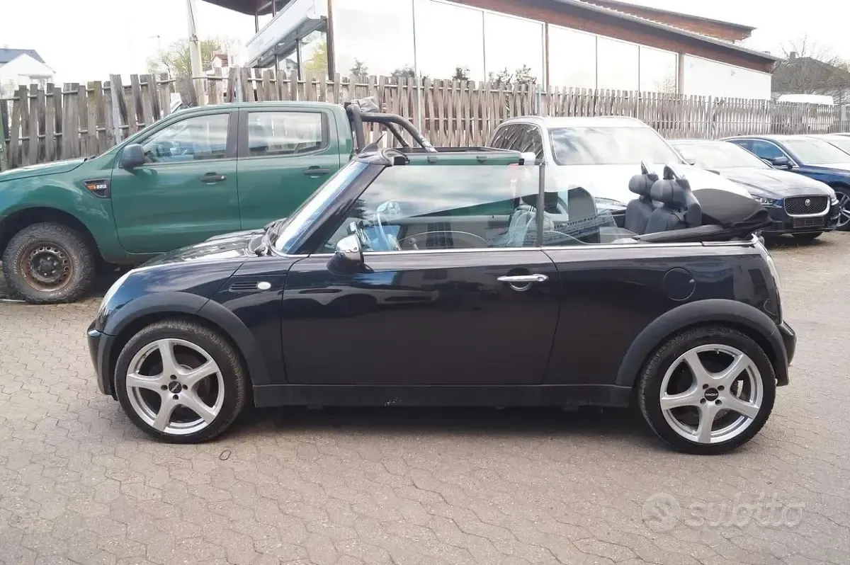 Usata Mini Cooper Cabriolet 116 CV (85 kW) 2007 Nero Cabrio