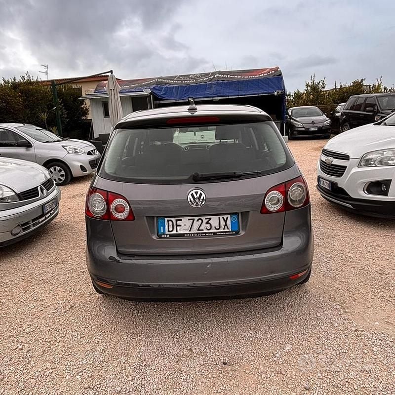 Usata VW Golf Plus Cross 140 CV (102 kW) 2007 Grigio Monovolume