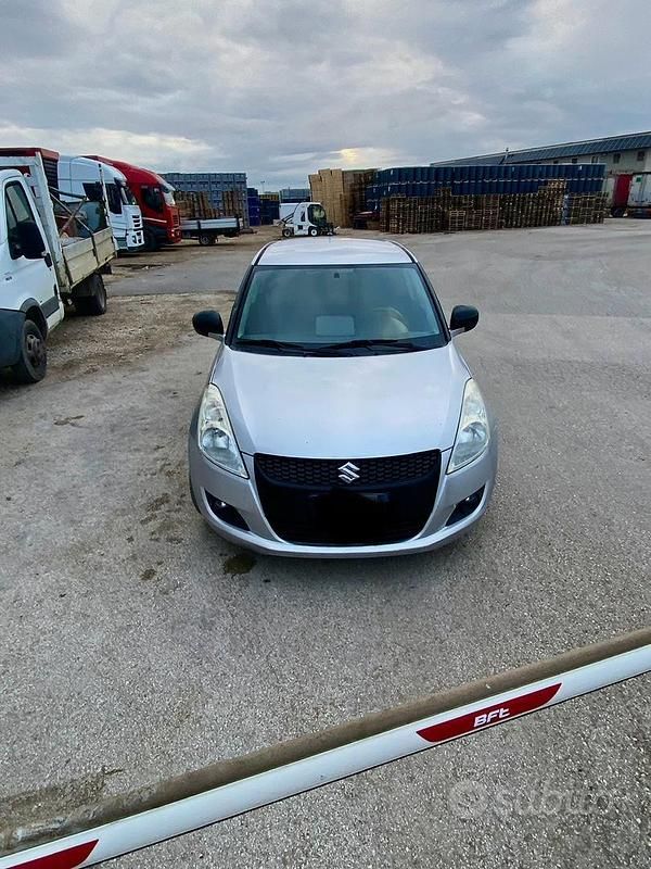 Usata Suzuki Swift 75 CV (55 kW) 2011 Utilitaria