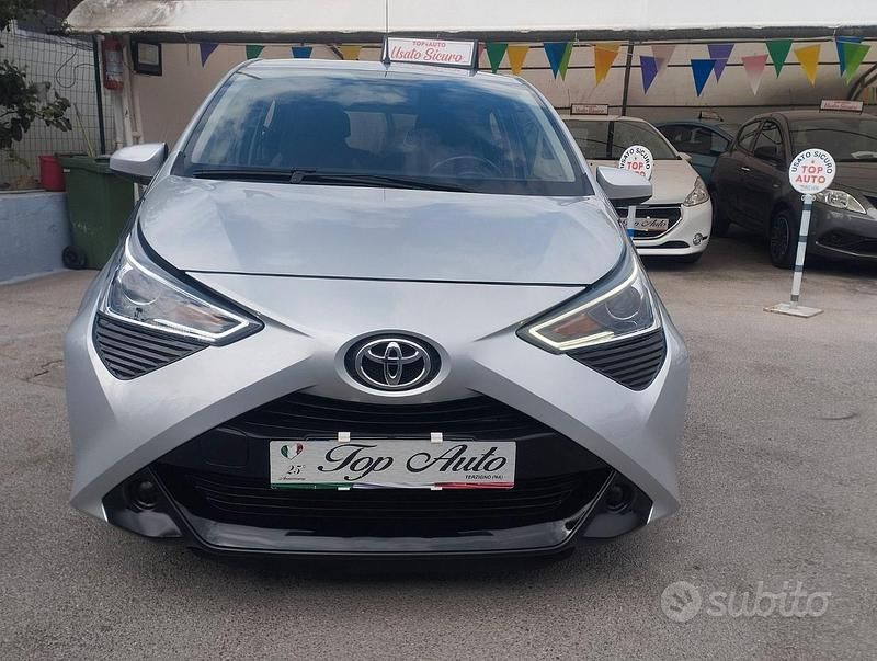 Usata Toyota Aygo 72 CV (52 kW) 2019 Utilitaria