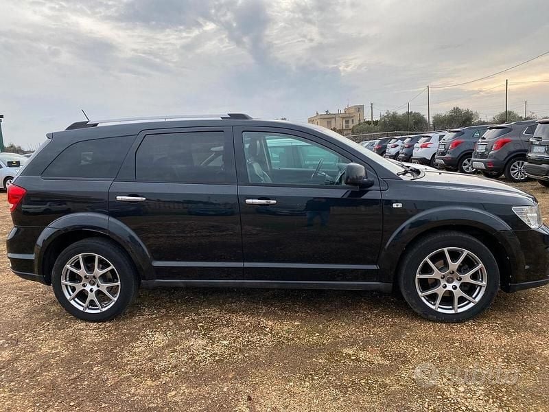 Usata Fiat Freemont Lounge 140 CV (102 kW) 2012 Nero SUV