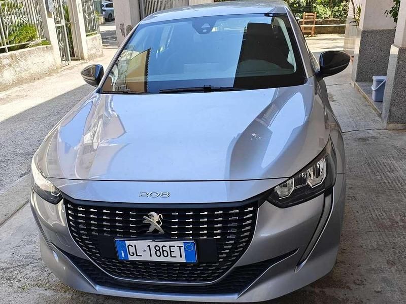 Usata Peugeot 208 Active 75 CV (55 kW) 2022 Grigio Utilitaria