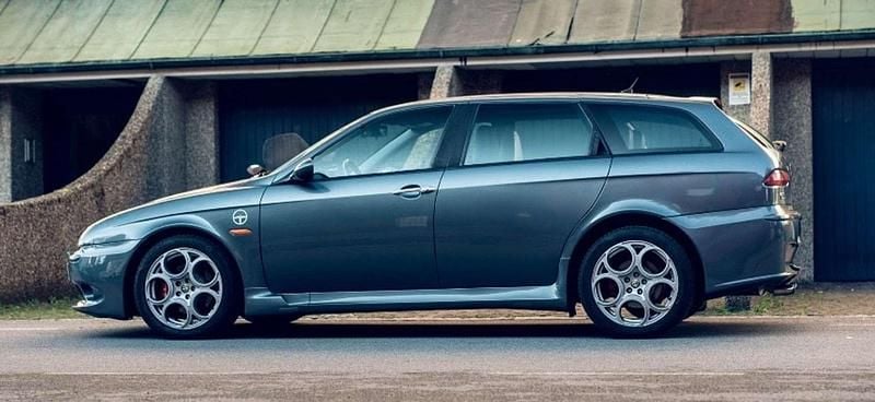 Usata Alfa Romeo 156 GTA 250 CV (183 kW) 2004 Grigio Station wagon