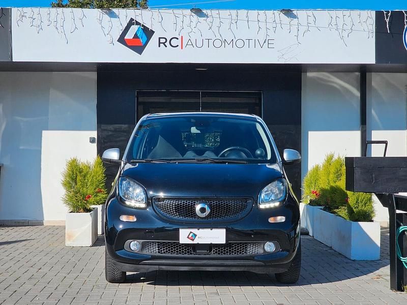 Usata Smart ForFour Passion 71 CV (52 kW) 2018 Beige Utilitaria