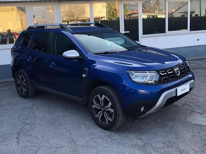 Usata Dacia Duster Prestige 91 CV (66 kW) 2022 Blu iron metalizzato SUV