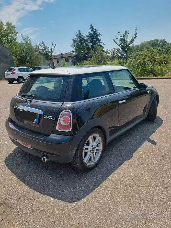 Usata Mini Cooper D 112 CV (82 kW) 2011 Utilitaria