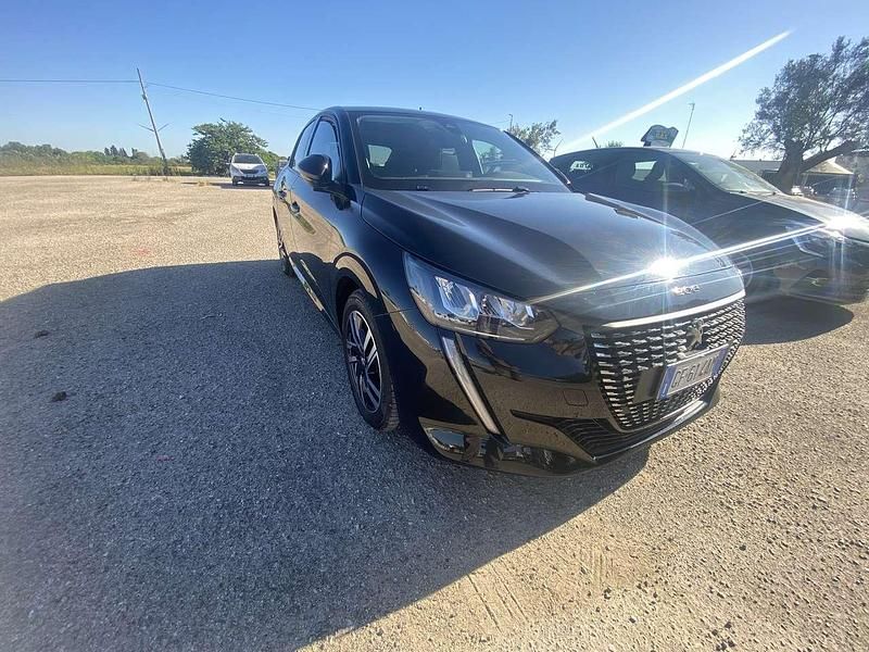 Usata Peugeot 208 Allure 102 CV (75 kW) 2021 Nero Utilitaria