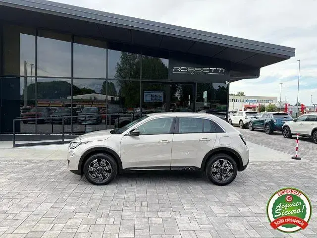 Usata Fiat 600 Style 136 CV (100 kW) 2025 Beige SUV