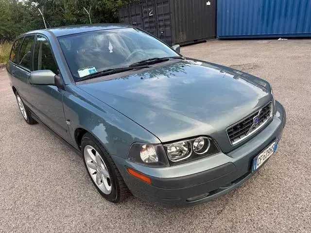 Usata Volvo V40 115 CV (84 kW) 2003 Grigio Station wagon
