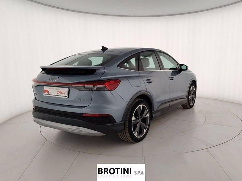 Usado Audi Q4 Sportback e-tron Business 150 kW (204 CV) 2022 Gris SUV