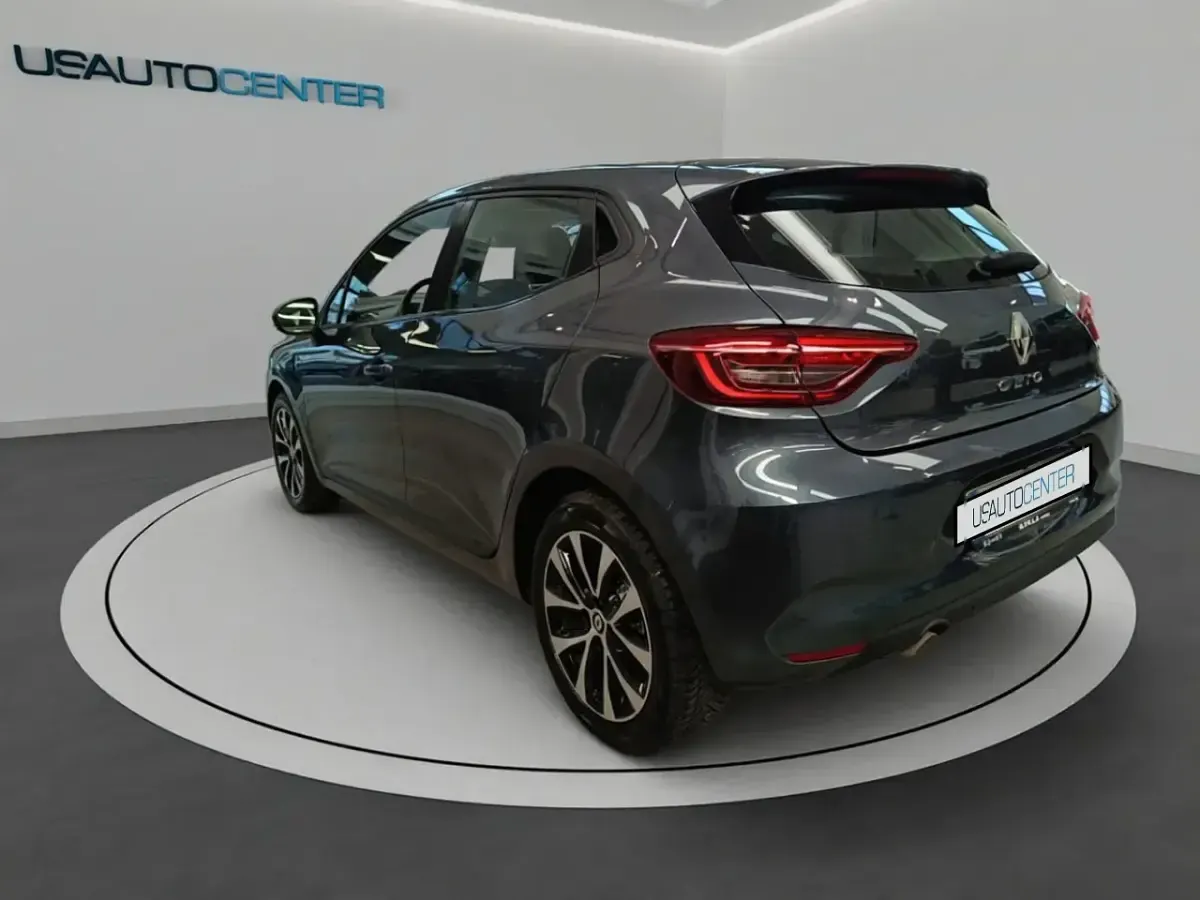 Usata Renault Clio Business 90 CV (66 kW) 2022 Utilitaria