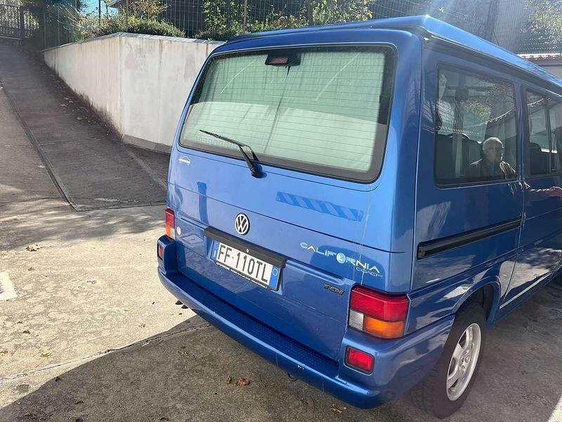Usata VW Caravelle California 102 CV (75 kW) 1999 Blu/azzurro Monovolume