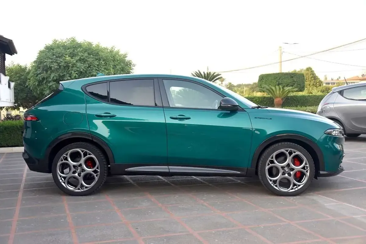 Usata Alfa Romeo Tonale Edizione Speciale 131 CV (96 kW) 2022 Verde SUV