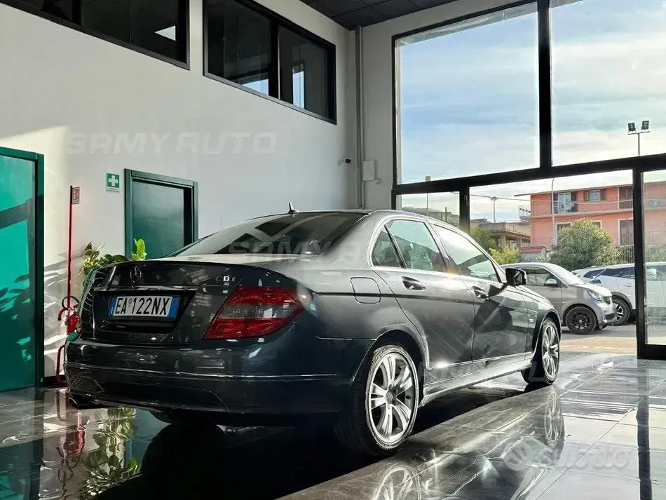 Occasion Mercedes C220 Avantgarde 170 ch (125 kW) 2010 Gris Berline